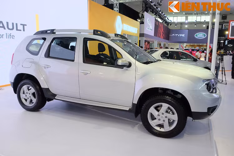 So với các đối thủ cùng phân khúc, Duster có công suất mạnh nhất. Đặc biệt, chiếc xe còn được trang bị hệ thống dẫn động 4 bánh với nhiều chế độ lái khác nhau do Nissan cung cấp.