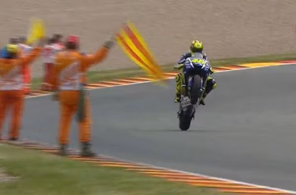 MotoGP 2015: Marquez thoat 