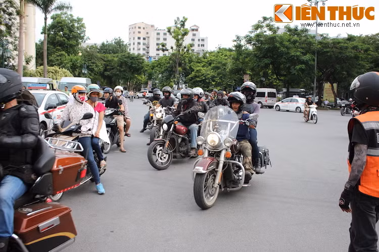 Mục đích "Bắc Tiến" lần này của các thành viên H.O.G. Saigon Chapter là để tham gia vào hành trình xuyên Việt "Trường Sơn huyền thoại - Nam Bắc kết nối", đồng thời dự lễ khánh thành showroom Harley-Davidson đầu tiên tại Hà Nội.