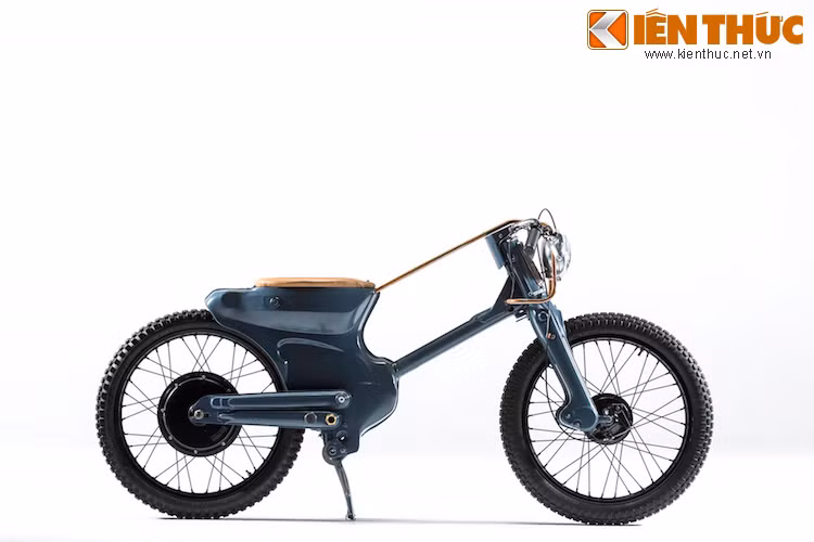 Trong đó, Ryan chịu trách nhiệm tạo dáng xe, trong khi Joe cung cấp hệ động lực chạy điện.