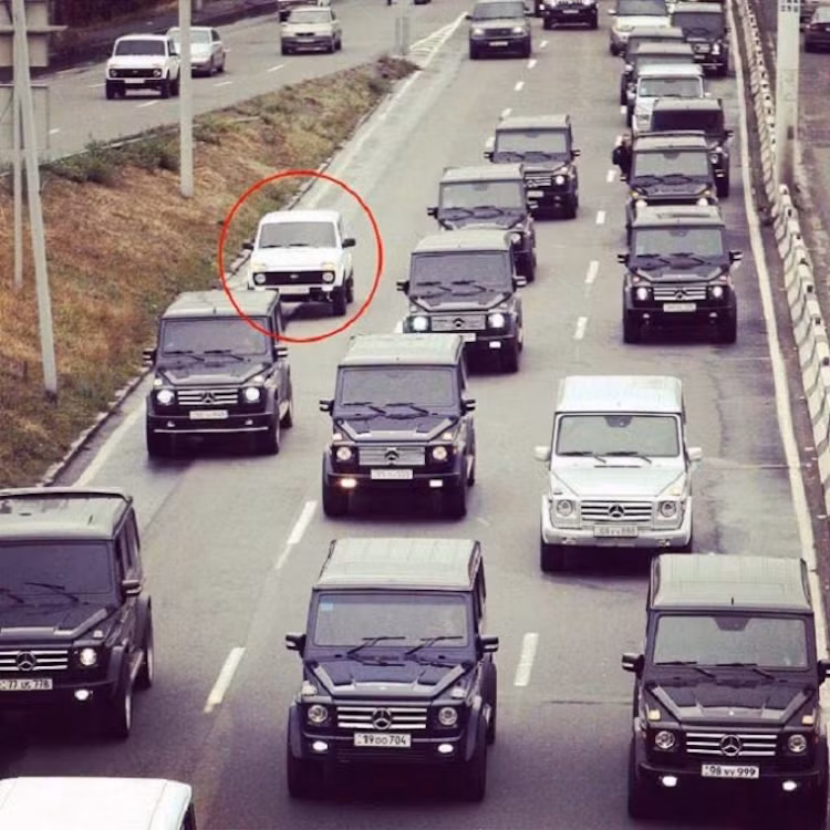 Số lượng G-Class ở Mông Cổ nhiều đến nỗi trong một số trường hợp, đường phố gần như hoàn toàn chỉ có sự xuất hiện của chúng.