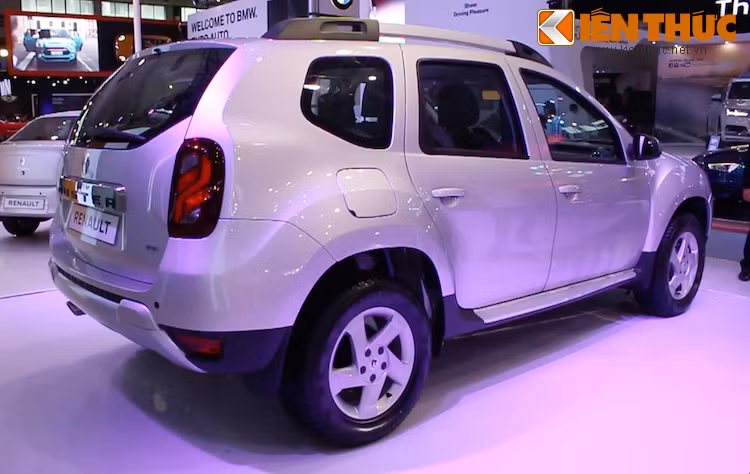 Với giá bán 790 triệu đồng, Renault Duster sẽ là đối thủ cạnh tranh xứng đáng của Mitsubishi Outlander Sport hay chiếc Hyundai Creta mới được ra mắt tại thị trường Việt Nam.