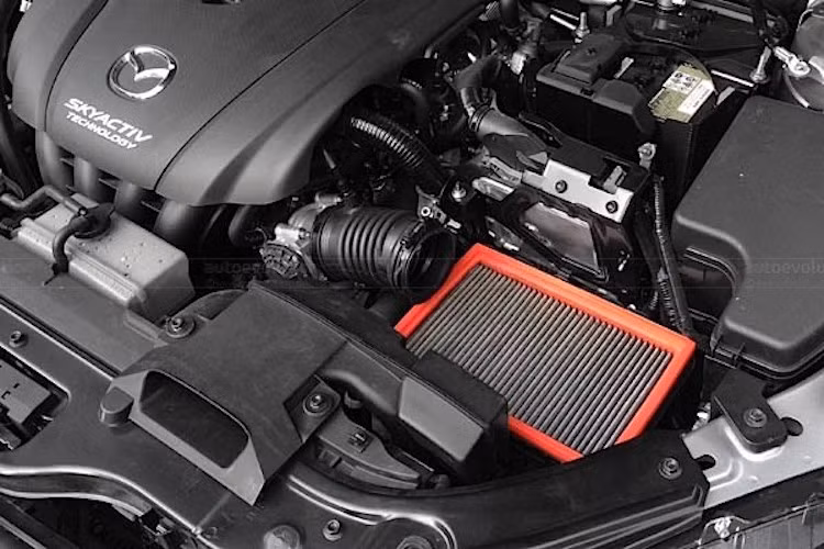 Do CX-3 vốn chỉ được trang bị những động cơ 1.5l chạy xăng hoặc diesel nạp khí tự nhiên nên rất khó để AutoExe có thể tăng mạnh công suất lên. Chính vì vậy, hãng chỉ thay lọc gió bằng loại thoáng hơn.