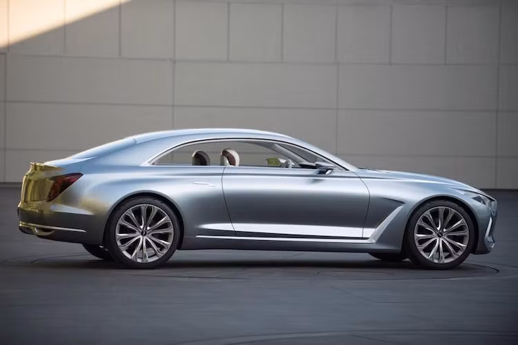 Hyundai từ chối cung cấp thông tin chi tiết về khả năng vận hành của Vision G Concept Coupe, nhưng đã xác nhận rằng chiếc xe sẽ được trang bị động cơ Tau 5.0l V8 420 mã lực/518 Nm như Genesis sedan hiện tại.