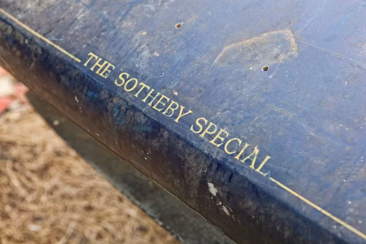 Chiếc Aston Martin này có tên The Sotheby Special, đặt theo hãng thuốc lá với mối liên hệ với nhà đấu giá nổi tiếng Sotheby's.