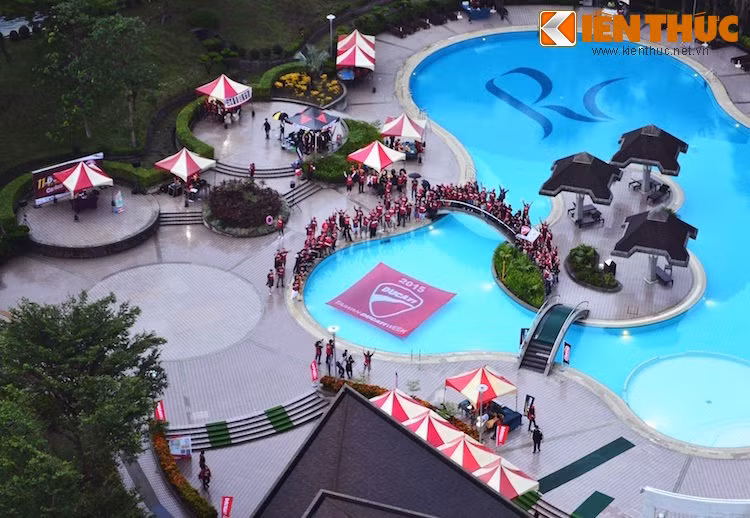 Với khí hậu ôn hòa tại Hoa Liên cùng với những hoạt động hấp dẫn từ ban tổ chức, những Ducatista tham gia vào kỳ nghỉ cuối tuần Ducati đã có những giây phút thự giãn đầy thoải mái và vui vẻ.