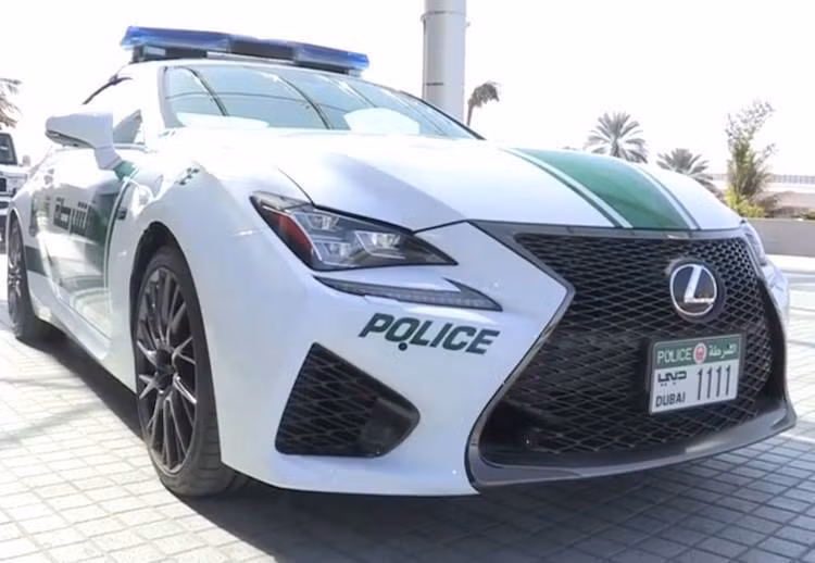 Gần đây, cảnh sát Dubai cũng bổ sung vào đội hình những chiếc xe thể thao "rẻ tiền" hơn như Lexus RC-F hay thậm chí là xe máy 3 bánh Piaggio MP3.