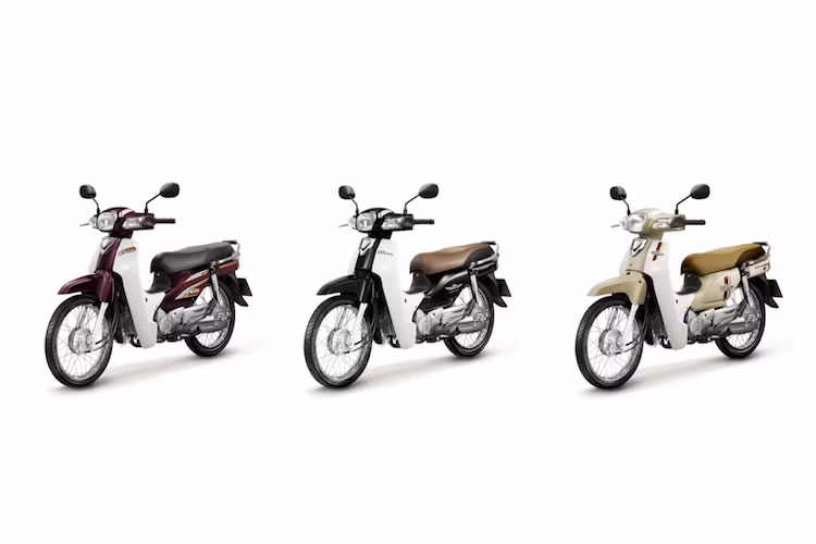 2 phiên bản màu mới của Super Dream được niêm yết giá 18,9 triệu đồng. Phiên bản màu nâu cũ của Super Dream có giá 18,7 triệu đồng.