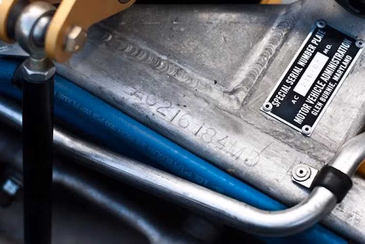 Chiếc Shelby Series 1 trong bài viết thuộc đời 2005 và có số thứ tự chassis 277. Như vậy, nó là chiếc xe được sản xuất ngay trước chiếc cuối cùng.