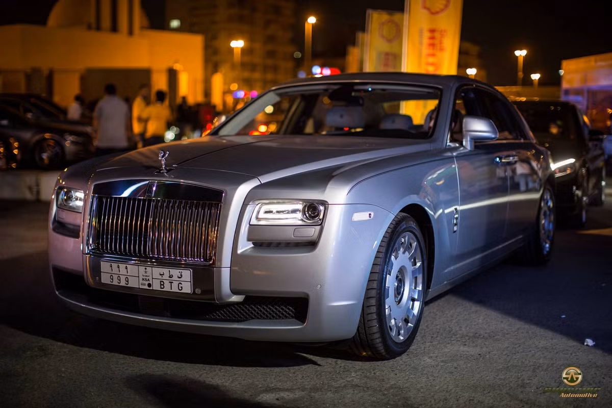 Superior Automotive là một câu lạc bộ do những người sở hữu siêu xe tại vùng Riyadh lập ra. Câu lạc bộ này thường xuyên tổ chức các buổi offline và những sự kiện về xe tại Ả Rập Saudi.