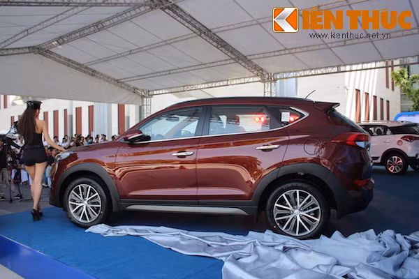 “Chot gia” 925 trieu, Hyundai Tucson 2016 doi dau Honda CR-V-Hinh-5