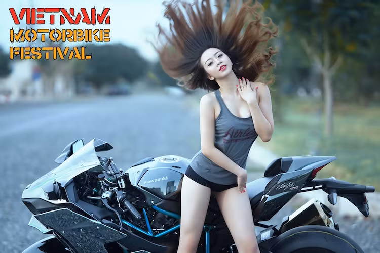 . Đây là hoạt động mang đậm dấu ấn lịch sử khi tái hiện lại giải đua đường đất lừng danh từng được tổ chức trên “thánh địa tốc độ” Phú Thọ vào những năm đầu thập niên 1990.