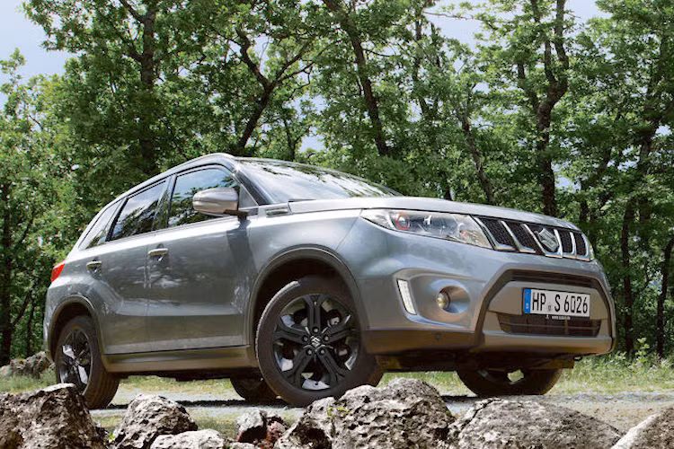 Dựa trên thế hệ Vitara mới nhất, phiên bản thể thao Suzuki Vitara S 2016 sở hữu thiết kế năng động, trẻ trung.