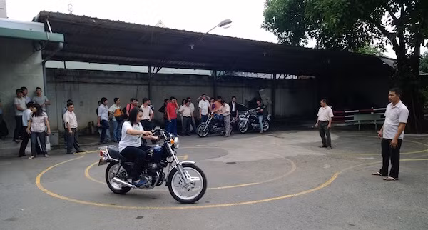 Xa hoi duong nhu dang qua “khat khe” voi moto PKL?-Hinh-7