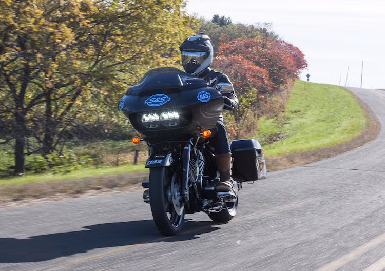 Đây là loại động cơ mạnh mẽ nhất của S&amp;S dành cho xe Harley Davidson, và cũng là động cơ cho xe máy sản xuất hàng loạt có dung tích lớn nhất Thế giới - "đánh bại" cả chiếc Triumph Rocket II với máy 2294cc.