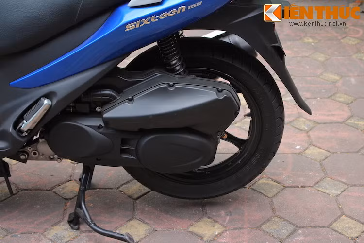 Sixteen được trang bị khối động cơ 156 cc 1 xi-lanh 4 kỳ làm mát bằng dung dịch, với công suất 15,2 mã lực và mô-men xoắn 13,8 Nm.