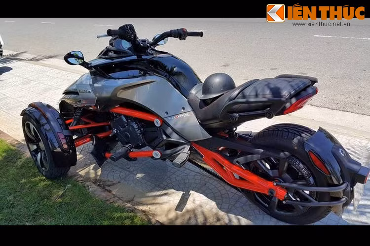 Giá khởi điểm của một chiếc Can-Am F3-S tại Mỹ là 21.000 USD (tương đương 458 triệu đồng).
