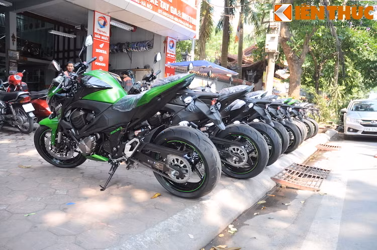 Ngoài ra, thiết kế của chúng khá tương đồng.