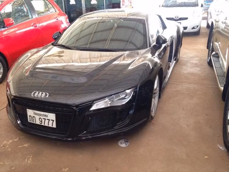 Audi R8 độ widebody PPI Razor.