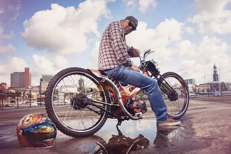 Tại lễ hội Hamburg Harley Days, chiếc Kreidstler của Danny đã lập được một kỳ tích khó tin khi đạt giải xe đẹp nhất, mặc dù bị cạnh tranh bởi những chiếc xe môtô PKL khác. Đó là phần thưởng xứng đáng cho những nỗ lực của Danny nhằm gợi lại một thời kỳ tuổi trẻ!