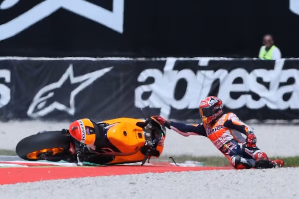 MotoGP 2015: Lorenzo tiep tuc lap 