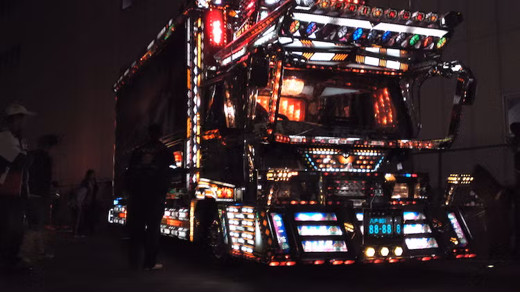 Ngày nay, Dekotora đã trở thành một trong những nét đặc trưng nhất của văn hoá chơi xe Nhật.