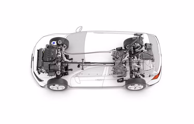 Sử dụng nền tảng khung sàn MQB quen thuộc của Volkswagen, Tiguan mới có tới 8 lựa chọn động cơ xăng và diesel, tất cả đều đạt tiêu chuẩn khí thải Euro 6 mới nhất và tiết kiệm nhiên liệu hơn 24% so với thế hệ cũ.