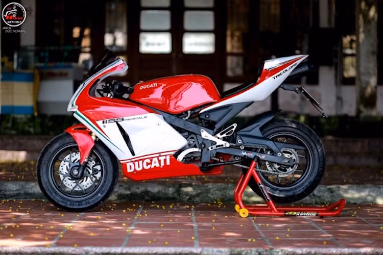 Tổng số tiền mà chủ xe phải bỏ ra để "giật" từ Suzuki GSX-R50 lên Ducati 1199 Panigale hết khoảng 34 triệu đồng.
