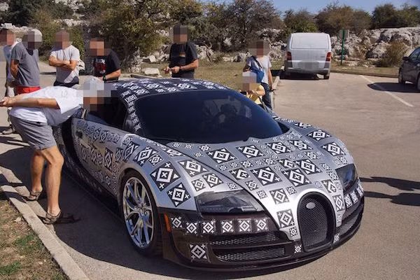 “Hau due” cua Bugatti Veyron tang toc nhanh nhu “vu bao“-Hinh-3