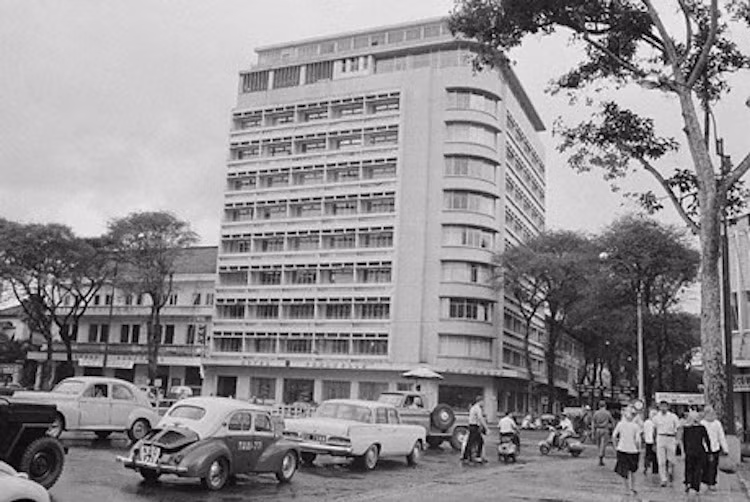 Có thể thấy "hòn ngọc Viễn Đông" Sài Gòn thập niên 60-70 là một thời kỳ đáng nhớ đối với những người yêu xe ôtô tại Việt Nam.