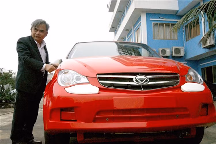 Khung vỏ xe được làm hoàn toàn bởi Vinaxuki từ thép với độ bền cao.