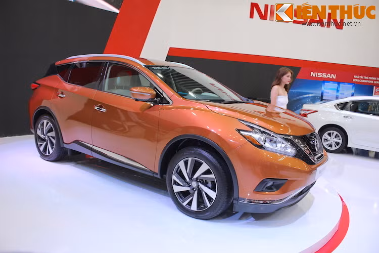 Bước sang thế hệ thứ 3, Nissan Murano thế hệ mới được thiết kế lại hoàn toàn với kiểu dáng mang "những đường nét sắc sảo, táo bạo và đậm chất thể thao nhưng vẫn ẩn chứa sự tinh tế đầy quyến rũ".