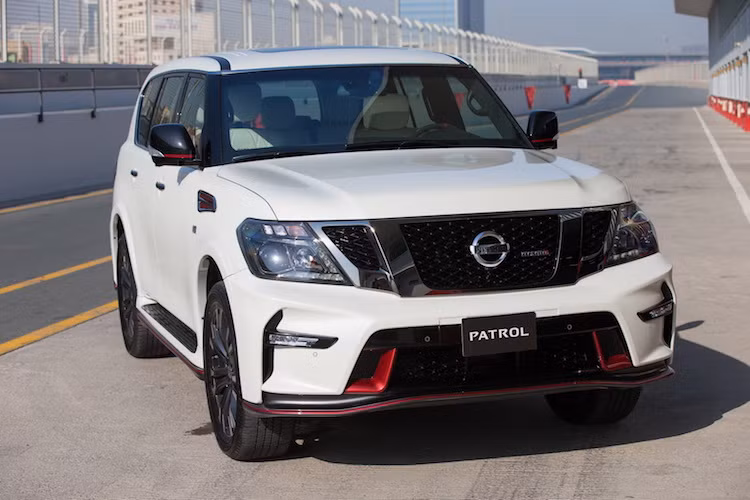 Hiện Nissan chưa công bố giá và kế hoạch bán ra của Patrol Nismo.