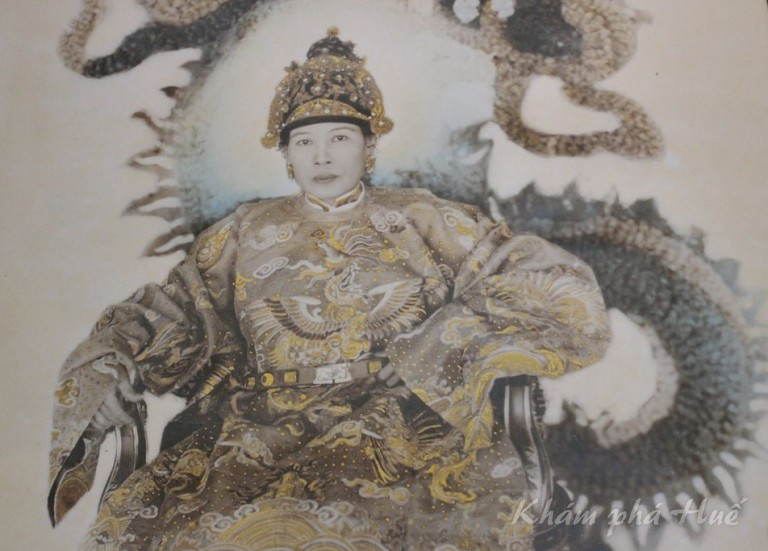 Hiện tư thất của bà trở thành Khu lưu niệm Đức Từ Cung, lưu giữ những hình ảnh, kỷ vật và di vật có giá trị không chỉ của riêng bà mà còn của ba gia đình vua Đồng Khánh - Khải Định - Bảo Đại.