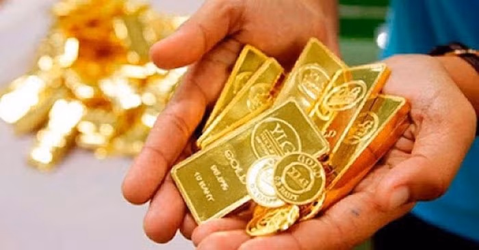 Không nên mua vàng: Người xưa cho rằng, việc mua vàng trong tháng này báo hiệu cho ma quỷ biết rằng bạn giàu có và sẽ bám lấy bạn để quấy rối, bắt buộc bạn phải làm lễ cúng khấn, dâng lễ vật để được yên ổn.