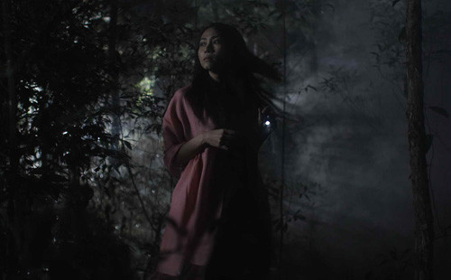 Đi qua nơi vắng vẻ không được quay đầu lại: Vào tháng cô hồn, khi đi qua nơi vắng vẻ đừng quay đầu lại. Đây là cơ hội để ma quỷ trêu chọc bạn.