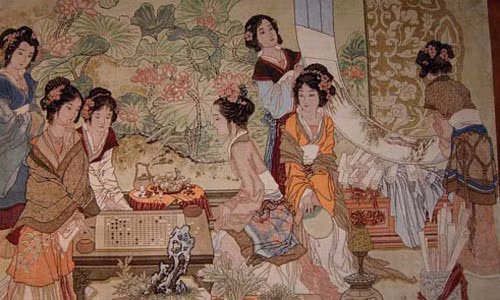 Năm 1959, năm pho tượng vợ vua Lê Thần Tông đã được rước về đền Nhà Lê - được xếp hạng Di tích lịch sử cấp Nhà nước, cách chùa Mật Sơn hơn km. Riêng tượng bà Ngọc Trúc được đưa về Bảo tàng Mỹ thuật Việt Nam. 