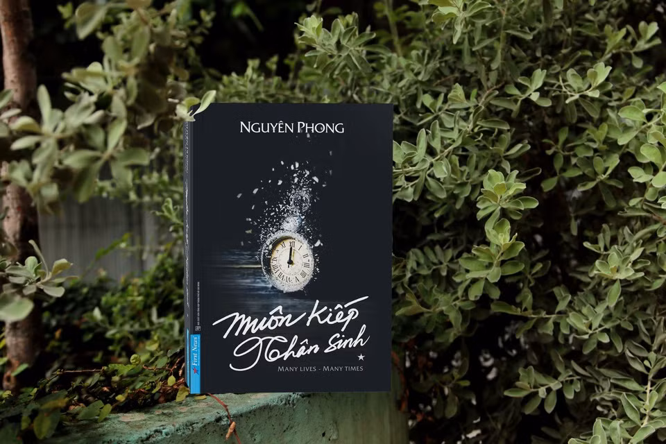 Từ những cơ duyên kỳ lạ trong cuộc sống, Thomas được kết nối với tiền kiếp của chính mình, nhìn được nhân - quả của mình qua vòng luân hồi của nhiều kiếp nhân sinh.