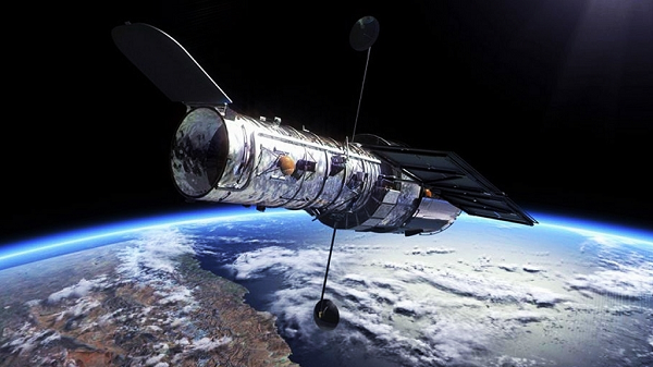 Nhóm kỹ sư đã đào một hố sâu nhất, đến 14,4 km và phát hiện một chiếc hang có nhiệt độ tới 1000 độ C. Tại đây, họ được âm thanh kì lạ như những tiếng hét đau đớn, gây xôn xao dư luận. Nó làm dấy lên tranh cãi về sự tồn tại của địa ngục.