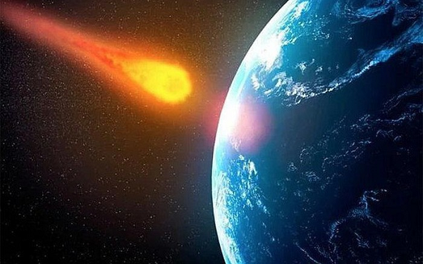 Ngọn lửa ở đây được nhiều chuyên gia hiểu là một tiểu hành tinh ma sát với Trái Đất tạo thành quả cầu lửa. Năm 2022 có thể chứng kiến cảnh tiểu hành tinh va chạm Trái Đất.