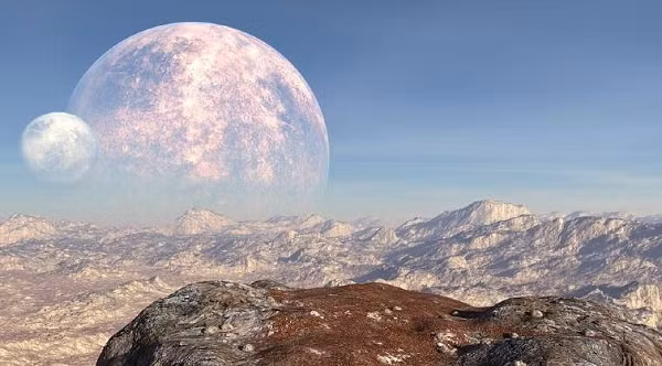 Từ quyển này gần như không đáng kể khi so với từ trường cực mạnh của Sao Mộc. Từ quyển của Ganymede kết nối với từ trường của Sao Mộc bằng các đường sức từ không khép kín. Người ta cũng đã phát hiện ra dấu vết của một lớp khí quyển rất mỏng trên bề mặt của Ganymede.