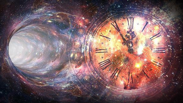 Sau đó, người dân địa phương đã tìm thấy con cá ngừ đông lạnh này trong cabin của tàu Ulysses, vẫn còn tươi như nó mới bị bắt hôm qua. Sau đó, người dân địa phương đã tìm thấy con cá ngừ đông lạnh này trong cabin của tàu Ulysses, vẫn còn tươi như nó mới bị bắt hôm qua.