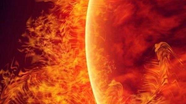 Chính tia lửa mà NASA chụp được đã gây ra một vụ mất sóng vô tuyến khi nó chạm vào Trái Đất. Sóng vô tuyến truyền đi trên hành tinh chúng ta bằng cách phát ra các hạt đến với tầng điện ly trên rồi trở ngược về Trái Đất.