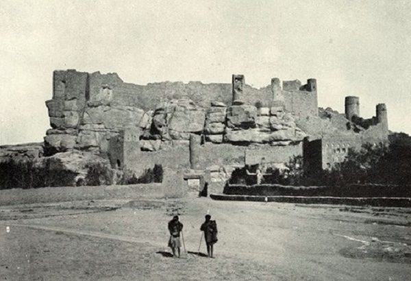 Tháng 8 năm 1939, toàn bộ cư dân trong một bộ lạc tên là Radda của Yemen đột nhiên biến mất không một dấu vết. Điều càng không thể tưởng tượng nổi chính là nơi này không có dấu vết của sự hỗn loạn, tất cả mọi thứ đều nguyên vẹn, rất nhiều nhà còn bày biện những món ăn đã nấu chín lên trên bàn.