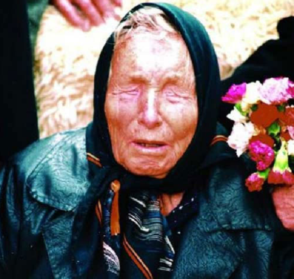 Sau một thời gian dài tìm kiếm, người ta thấy bà hoảng loạn với hai hốc mắt đầy cát, đau đớn không thể mở ra được. Dù sau đó có được chữa trị nhưng cũng không có kết quả. Từ đó Vanga sống chung với bóng tối. Sau này, khi khả năng tiên tri của bà trở nên nổi tiếng, suy ngẫm lại, nhiều người cho rằng chính cơn bão đó đã giúp bà có khả năng nhìn thấu tương lai.