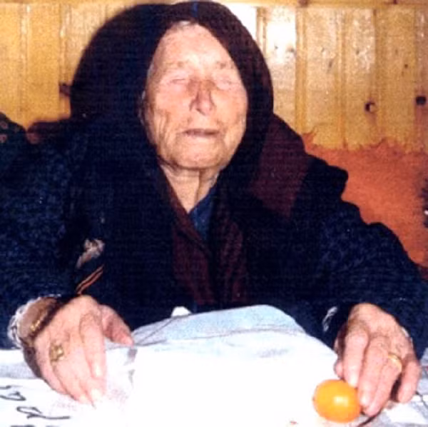 Năm 3005: Một cuộc chiến tranh trên Sao Hỏa sẽ làm thay đổi quỹ đạo của hành tinh này. Năm 3010: Sao chổi sẽ va vào Mặt Trăng. Trái Đất sẽ bị bao quanh bởi một vòng đá và bụi. Năm 3797: Mọi thứ trên Trái Đất diệt vong. Tuy nhiên, khoa học kỹ thuật của loài người đã đủ phát triển để chuyển đến sống tại một hệ sao khác. Liệu những dự đoán này có trở thành hiện thực, chỉ thời gian mới giúp con người có được câu trả lời chính xác nhất.