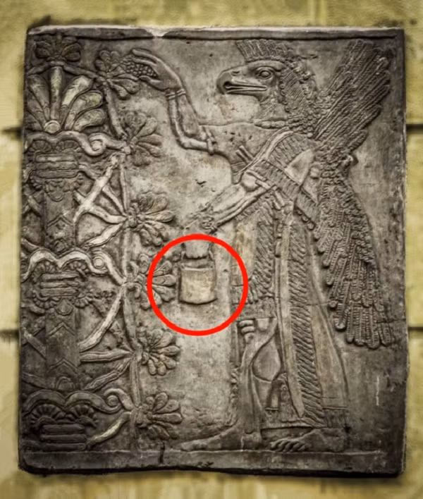 Sau đó chúng được chạm khắc vào các bức tượng, hoặc chúng là một loại công nghệ ngoài hành tinh nào đó được cung cấp cho tổ tiên chúng ta.