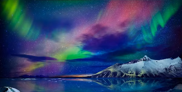 Điều được tiết lộ qua dữ liệu cổ từ trong đá. 3.000 năm trước, cực từ phía Bắc của Trái Đất nghiêng về phía Âu-Á, với độ lệch của trục hành tinh là khoảng 15 độ so với ngày nay.