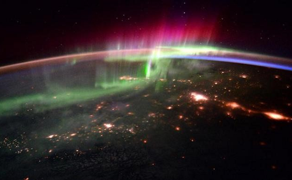 Biên niên sử tre ghi chép lại lịch sử Trung Quốc "thời kỳ huyền thoại", khoảng năm 2400 trước Công Nguyên cho đến năm 299 trước Công Nguyên.