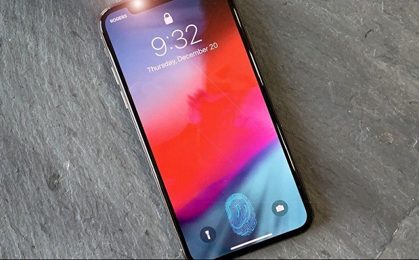 Touch ID dưới màn hình sẽ hữu ích nhất khi Face ID không hoạt động, nhưng bản cập nhật iOS 15.4 đã giới thiệu tính năng "Face ID with a Mask" mới trên các mẫu iPhone 12 trở lên.